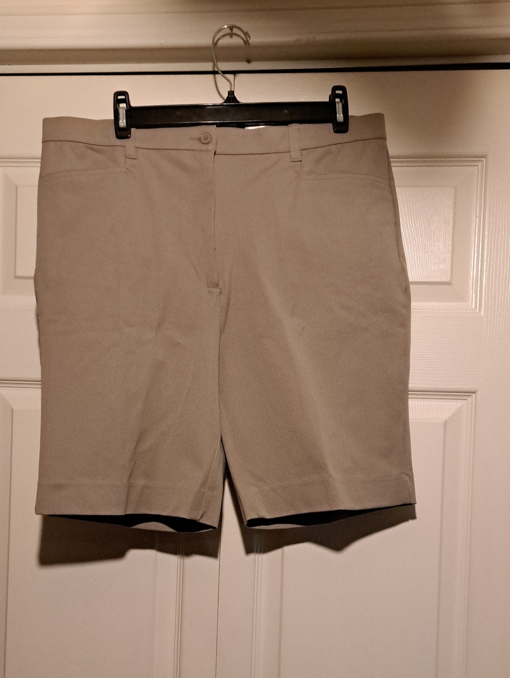 🐎Northern Reflections Women's Bermuda Shorts Beige Classic trendy modern look